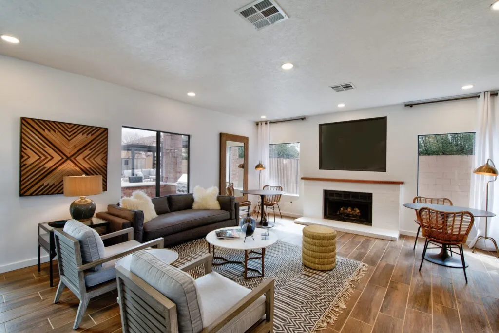 Telegraph Clubhouse 2